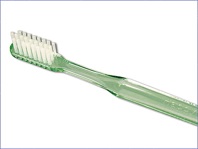 Cepillos de dientes desechables impregnados con xylitol